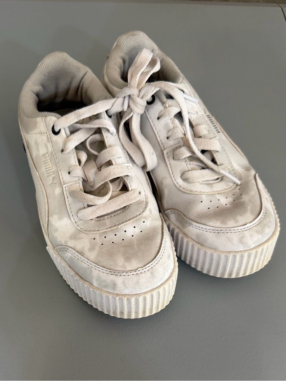 Puma Kids White and Black Low-Top Sneakers